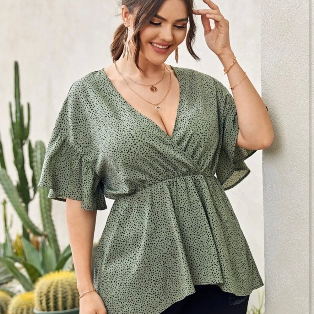 Plus Allover Print Surplice Front Peplum Blouse